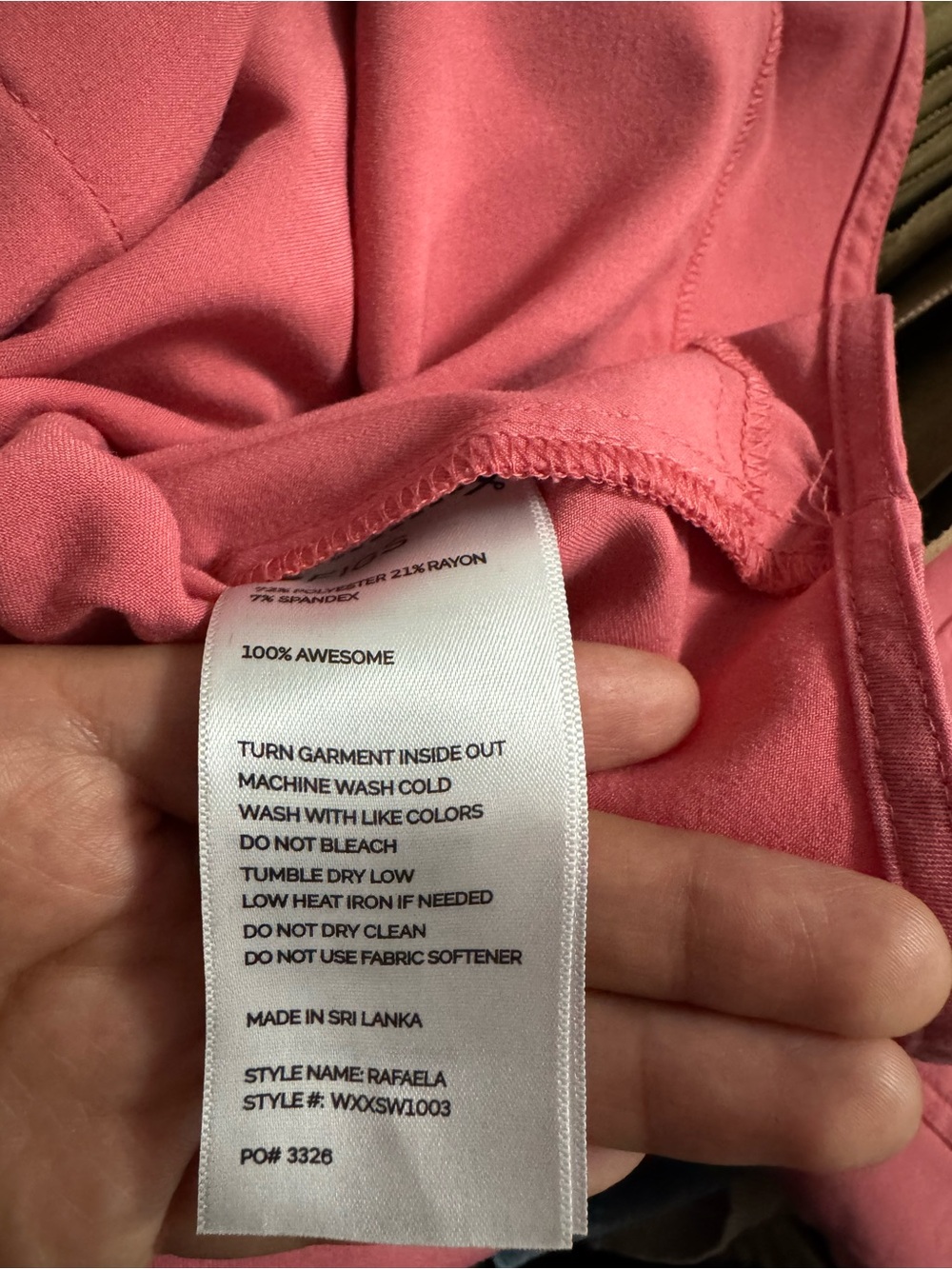 Figs Women's Pink Zamora top and Jogger - Picture 16 of 16
